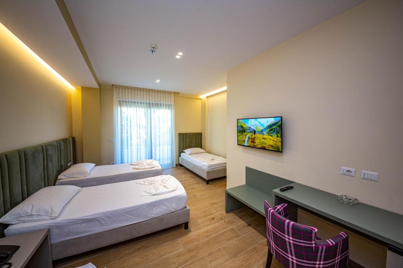Hotel Bella Vista Shkallnur Экстерьер фото