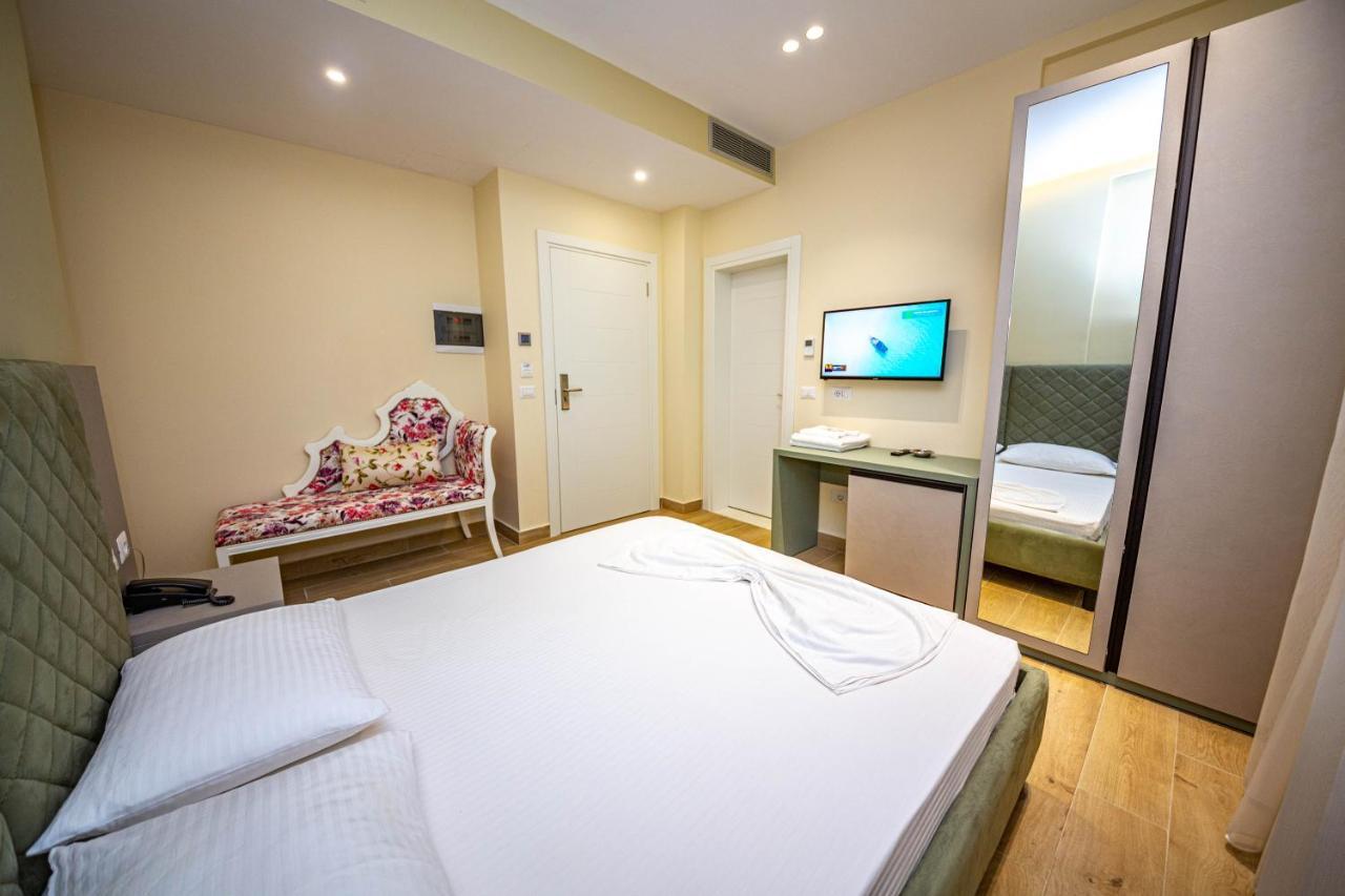 Hotel Bella Vista Shkallnur Экстерьер фото