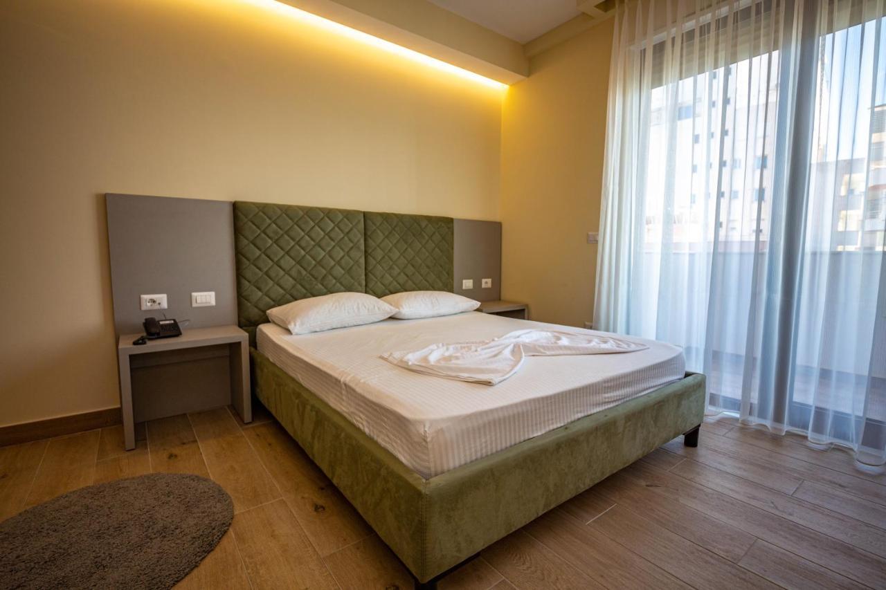 Hotel Bella Vista Shkallnur Экстерьер фото